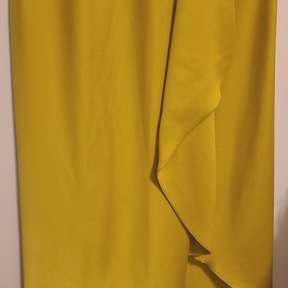 Just...Taylor | Women's Gold V-Neck Asymmetrical Hem Cocktail Dress (Size 16) - Picture 11 of 15